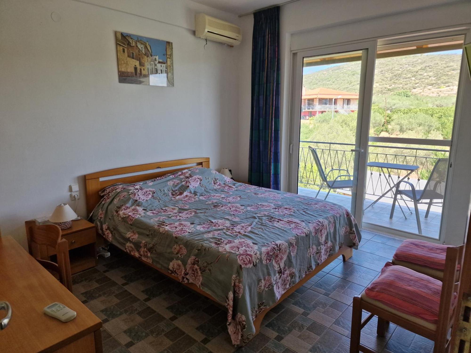 Grieks Vakantiehuis To Kalokairi Kougaiika Экстерьер фото